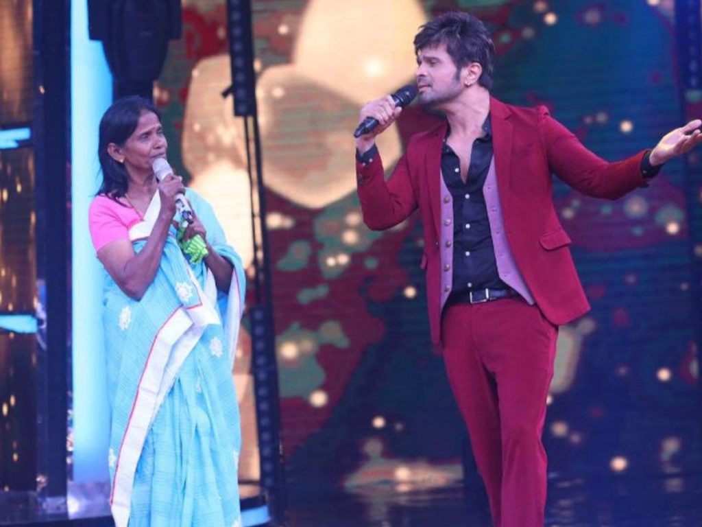 Ranu Mondal with Himesh Reshammiya at Superstar Singer